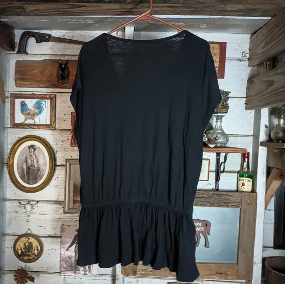 Panhandle slim embroidered top. - Picture 2 of 3